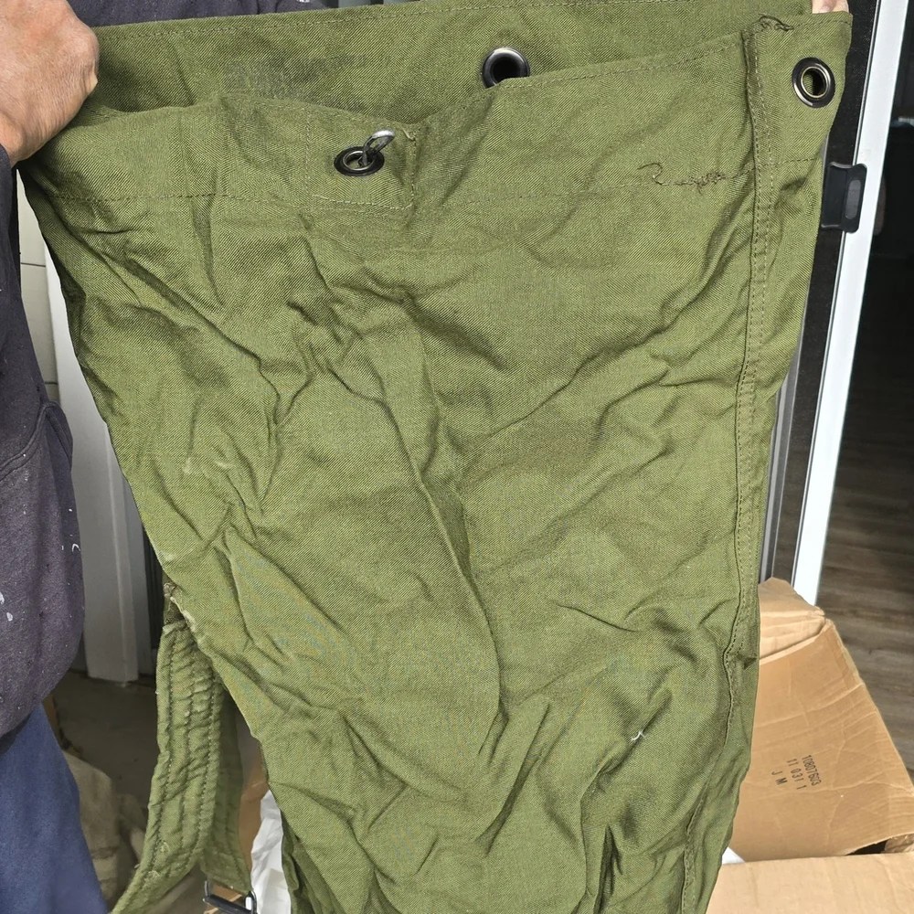 Olive Green Military Sleeping BAG, Blanket, and Dufflebag